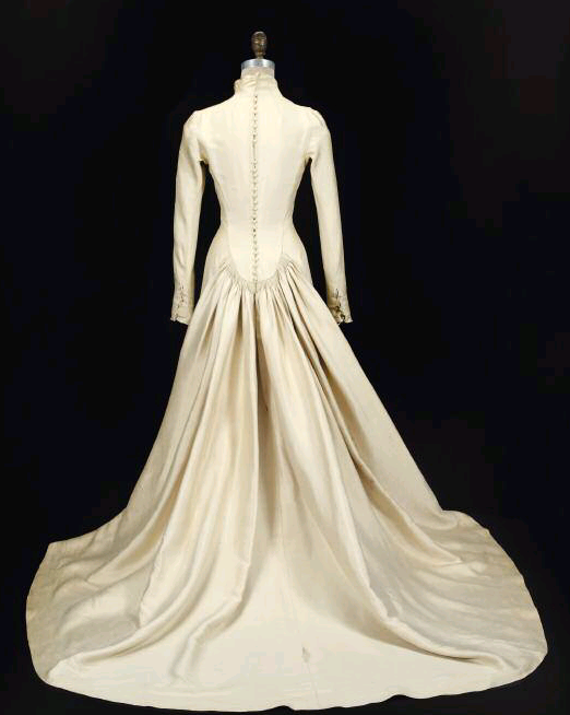 Maria's Wedding Dress Is Up For Auction - The Sound Of Music ...