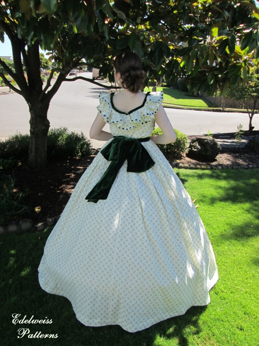 scarlett-o'hara-picnic-dress