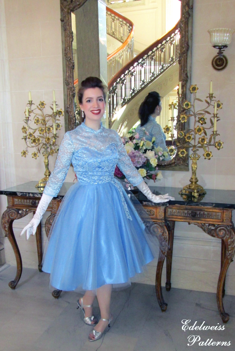 blue-sisters-dress-reproduction